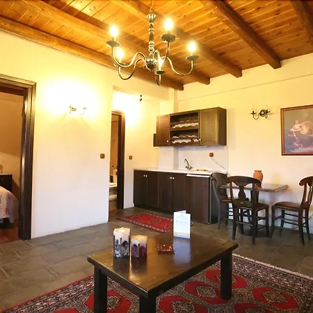 Σαλέ Rouga Mountain Boutique & Παλαιός Άγιος Αθανάσιος