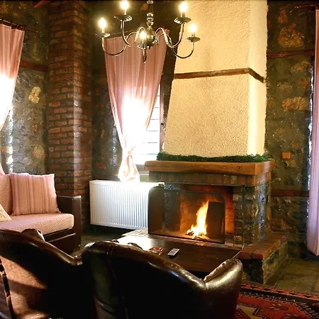 Rouga Mountain Chalets & Suites *