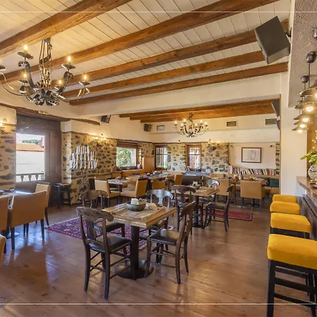 Rouga Mountain Boutique & 木屋 *