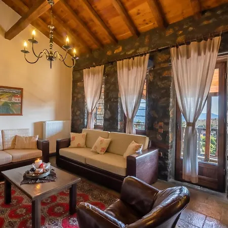 Rouga Mountain Boutique & Chaletu Agios Athanasios (Pella)