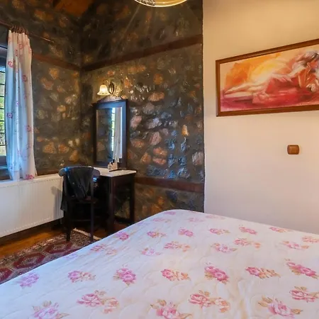 Alpesi faház Rouga Mountain Boutique & Paleósz Ájosz Athanásziosz