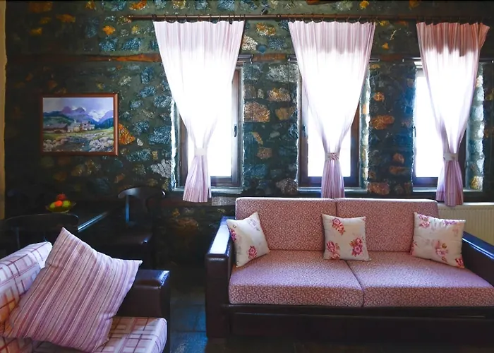 Rouga Mountain Boutique Suites&spa Chalet Agios Athanasios (Pella)