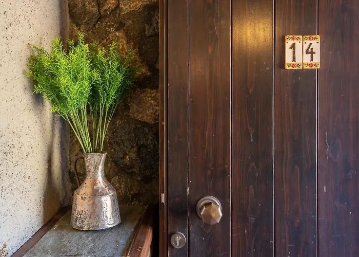 Rouga Mountain Boutique & Chalet *